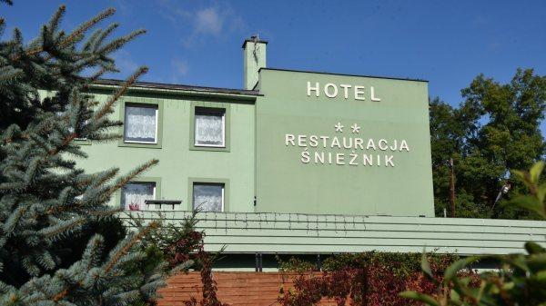 Hotel Snieznik Klodzko Exterior photo